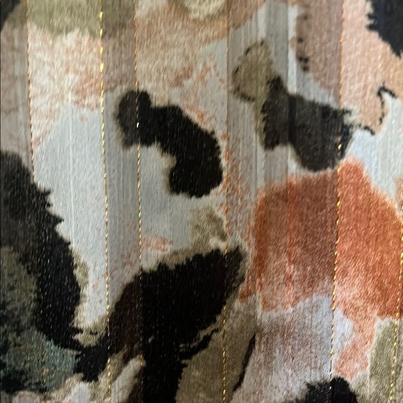 Camouflage Print Women's Top - Picture 3 of 3